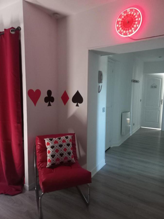 Game Room Epernay Luaran gambar