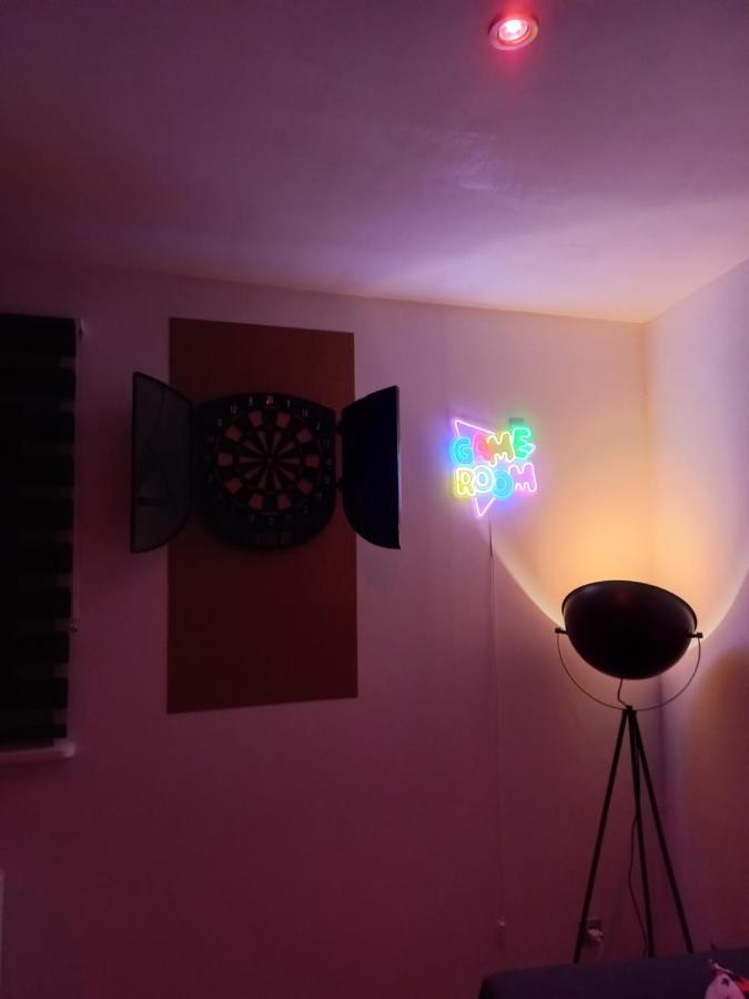 Game Room Epernay Luaran gambar