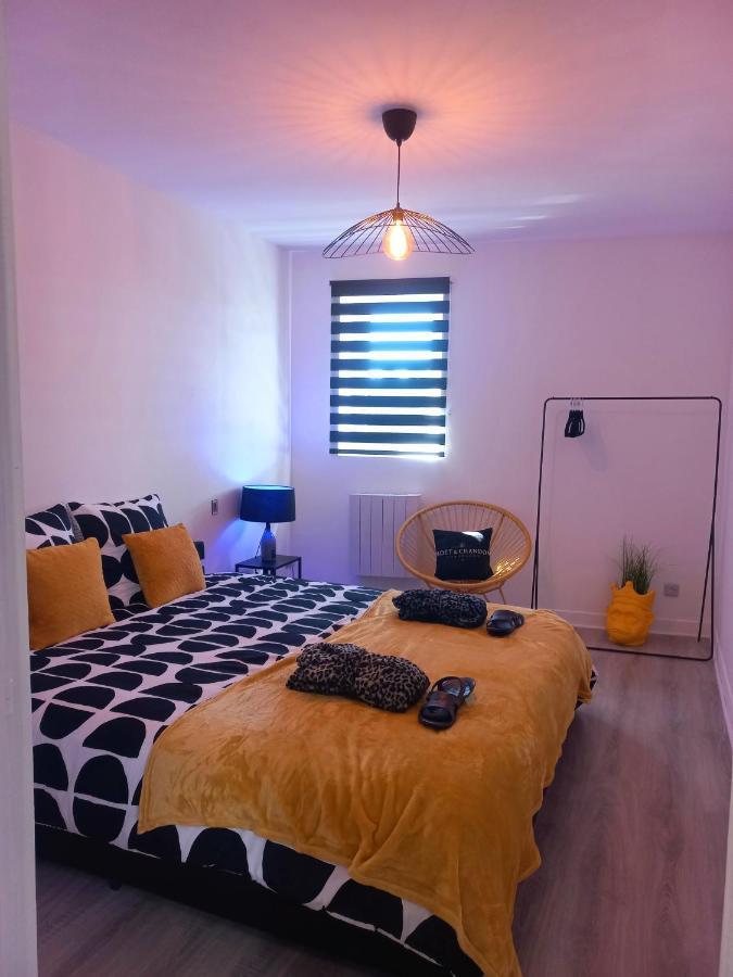 Game Room Epernay Luaran gambar
