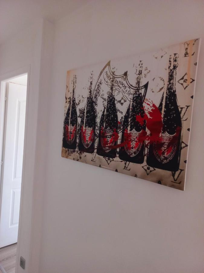 Game Room Epernay Luaran gambar