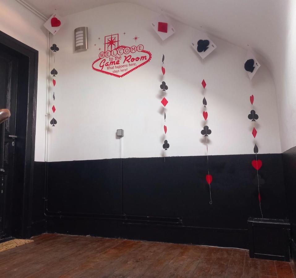 Game Room Epernay Luaran gambar