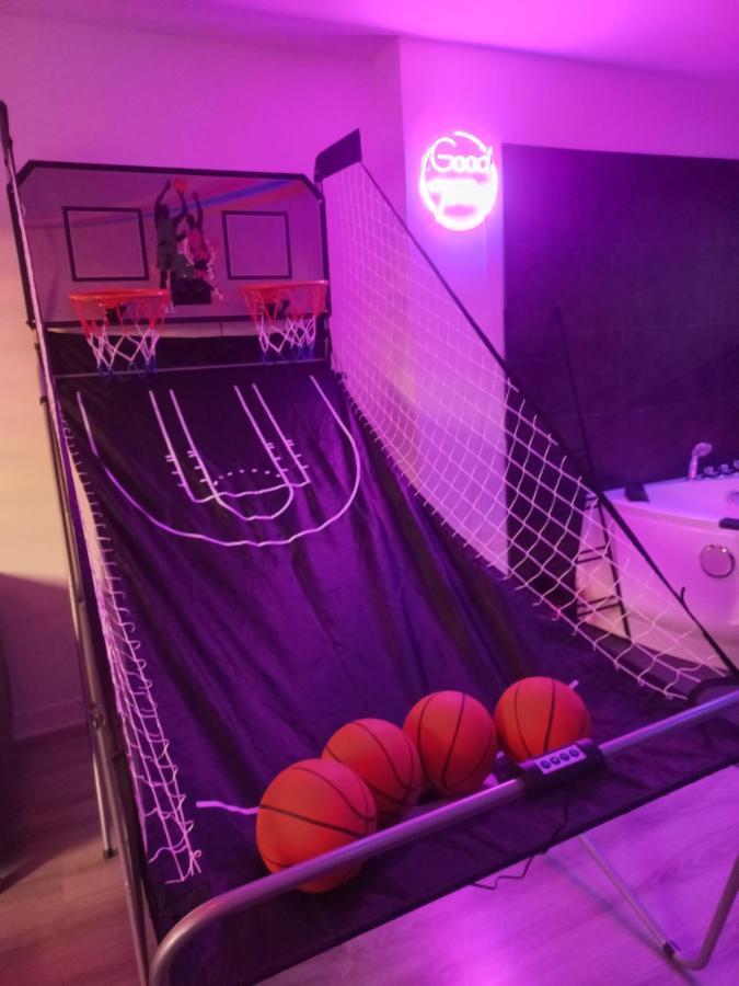 Game Room Epernay Luaran gambar
